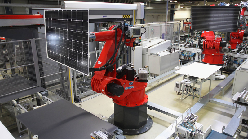 Illustration for article titled 18 Gorgeous Images of Job-Stealing Factory Robots